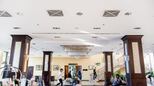 Az Aquaworld szállodájának beépített hangszórói