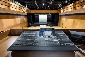 A Csabagyöngye Kulturális Központ hangvezérlőpultja