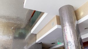 A Hotel Divinus beépített hangszórói