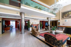 A Hotel Divinus lobbija