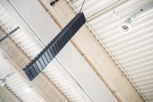 A Nemzeti Kosárlabda Arénában telepített hangsugárzók