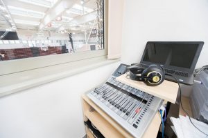 A Nemzeti Kosárlabda Aréna vezérlőterme